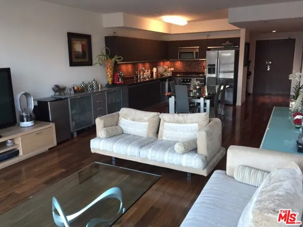 3785 Wilshire Blvd APT 1504, Los Angeles, CA 90010