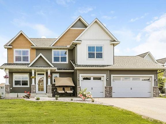 2nd image of 2108 Dogwood Ct