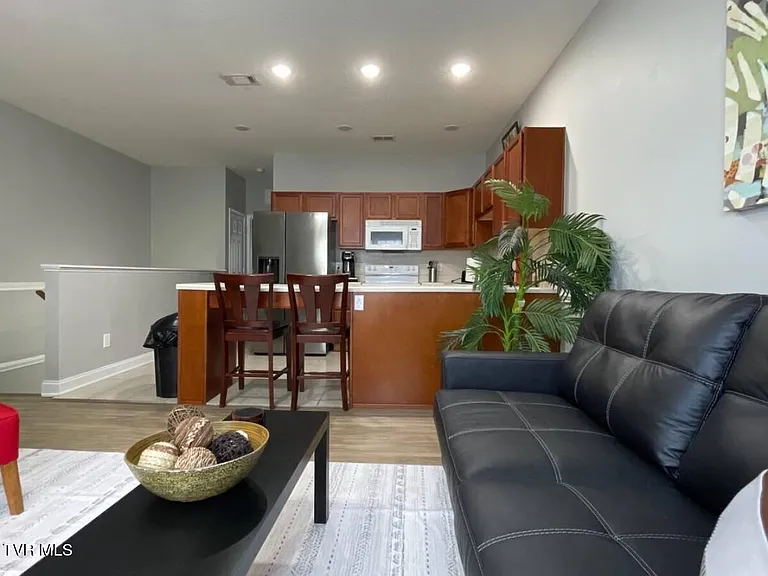 169 E Grand Ave #300 — Photo 11