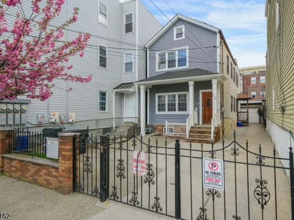 172 Chestnut St, Newark City, NJ 07105