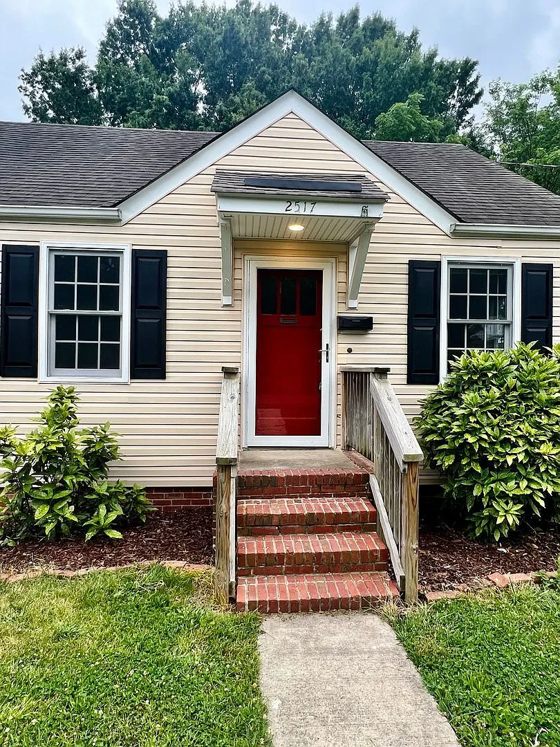 4 bed, 2.0 bath, 1692 sqft, $2,250 — Photo 4