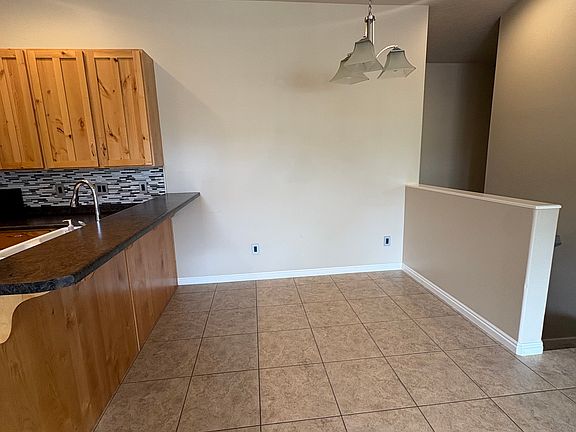 3rd image of 6302 W Traveler Ln