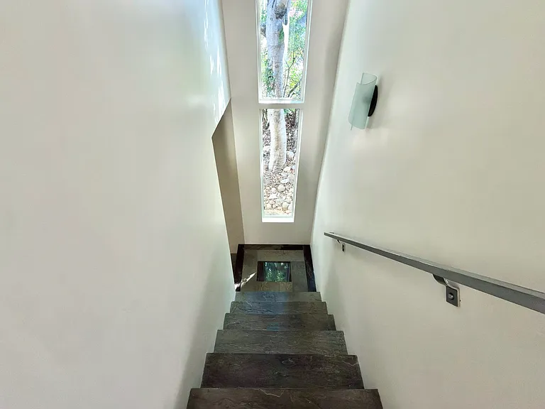 7800 Sierra Dr — Photo 29