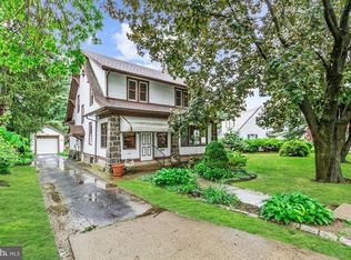 1105 Darby Rd, Havertown, PA 19083