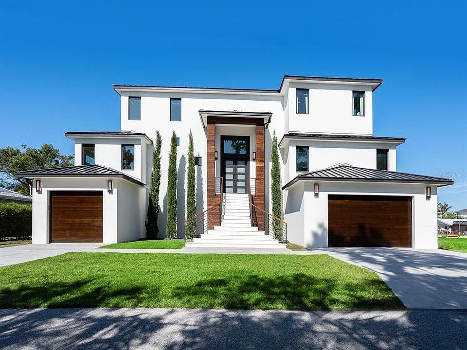 1st image of 545 Kingfisher Ln