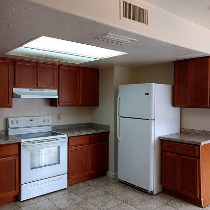 3rd image of 8112 N 33rd Dr Unit 1