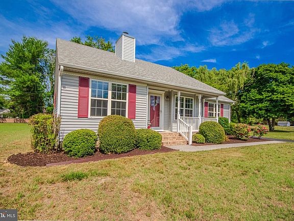 3rd image of 223 Mildale Dr
