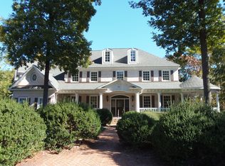23 Loch Ridge Dr, Greensboro, NC 27408
