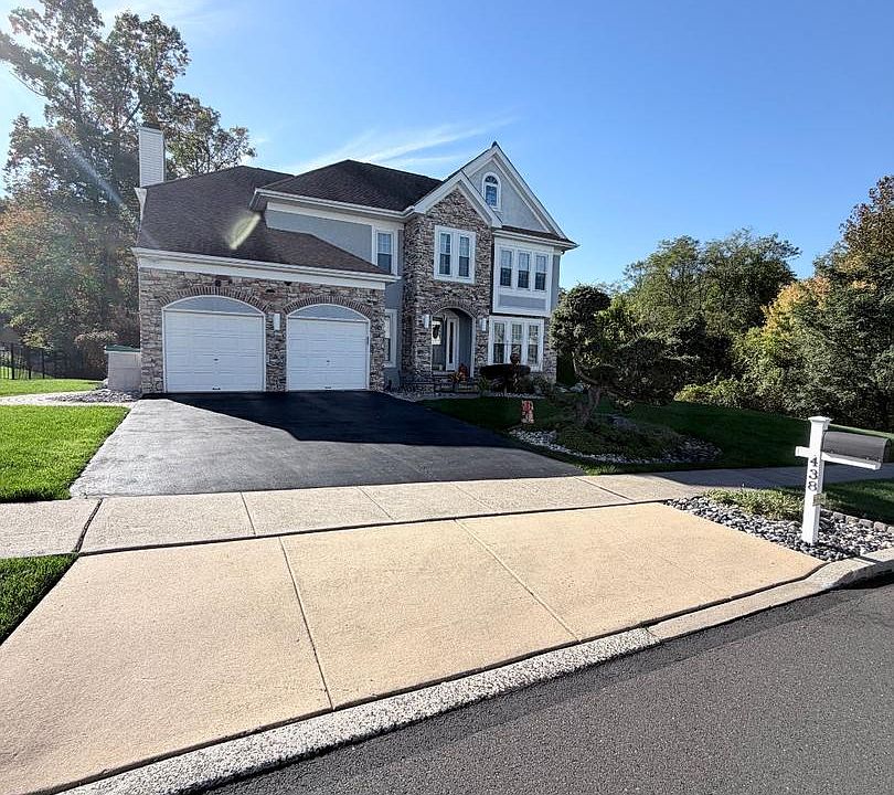 1st image of 438 Turtle Ln