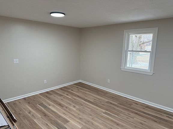 4th image of 301 N Brunswick Ave