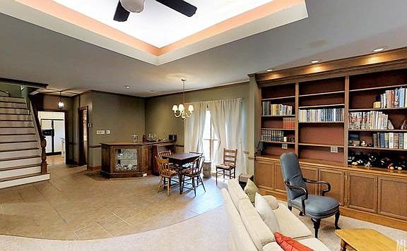 5th image of 351 7th Avenue Pl NW