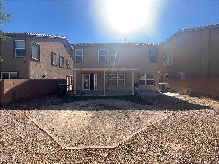 220 Stagecoach Flats Ave — Photo 32