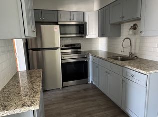 205 N Wolcott St APT 2C, Thornton, IL 60476