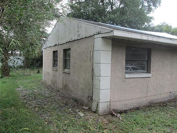 3rd image of 1515 Louisiana St