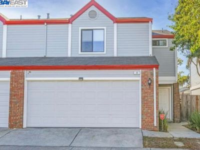 20 Town Square Pl, Oakland, CA, 94603