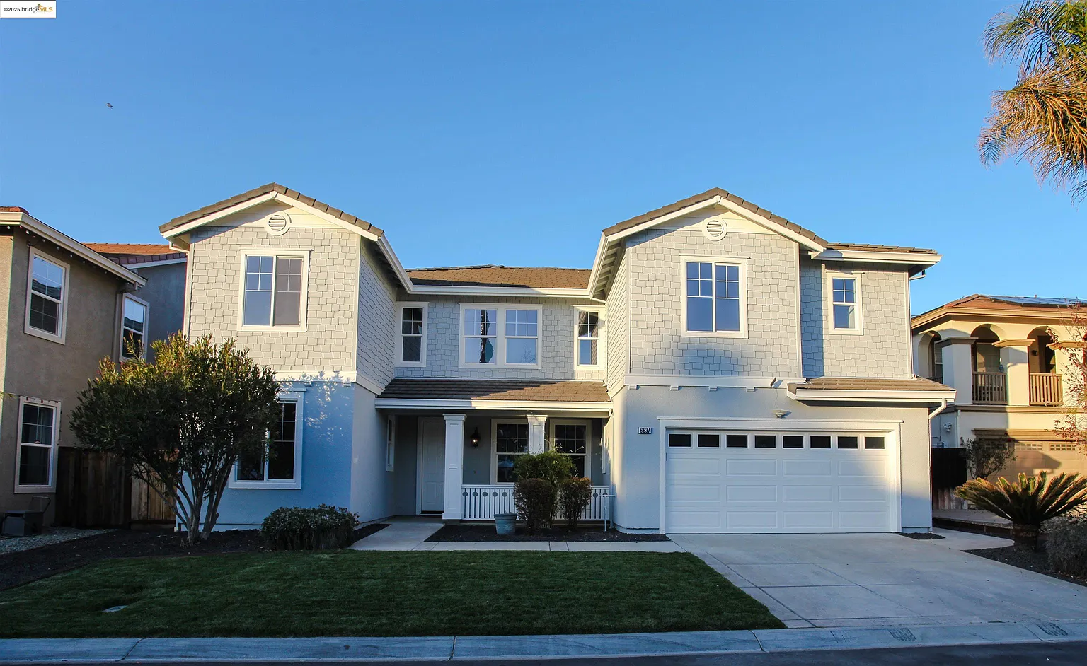 6637 Yellowstone Cir photo 1