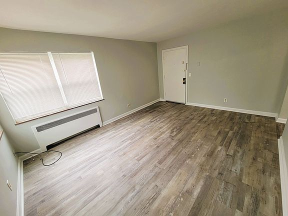 2nd image of 6620 Coleridge Ave #2