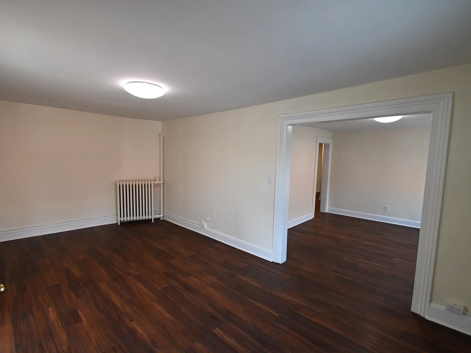3 bed, 1000 sqft, $3,200 — Photo 4