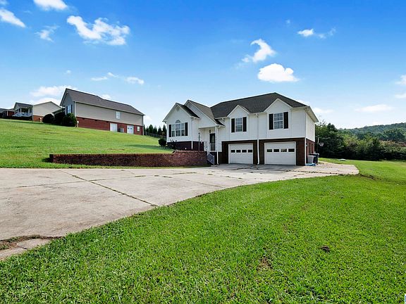 2nd image of 908 Ransome Dr
