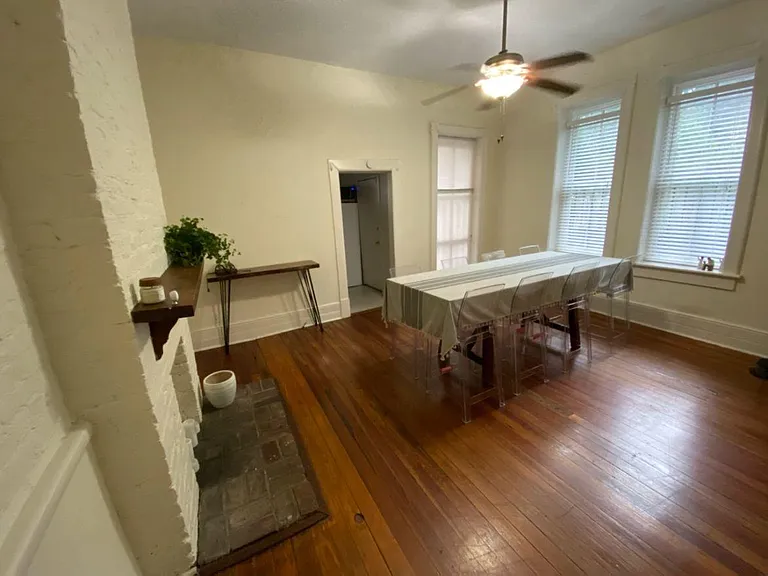 219 E Taylor St #A — Photo 8