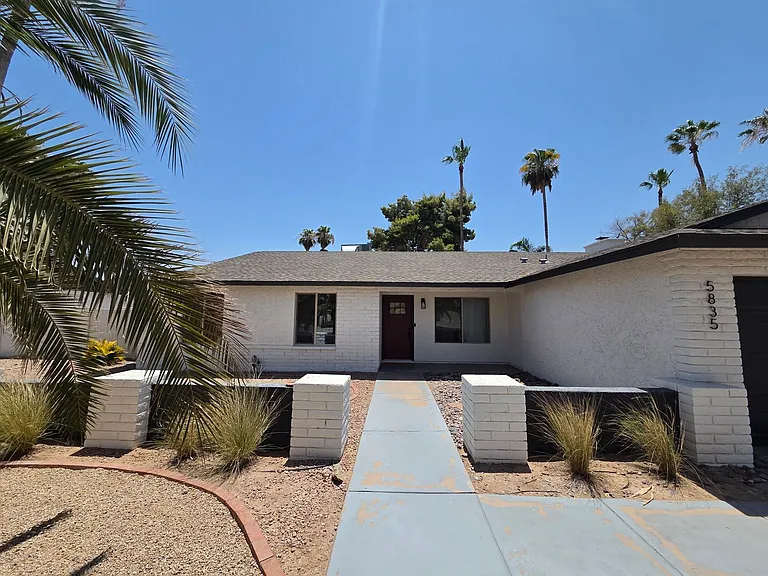 5835 E Acoma Dr — Photo 3