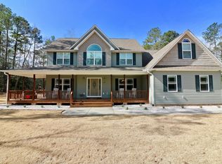 477 Thimbleberry Dr, Vass, NC 28394