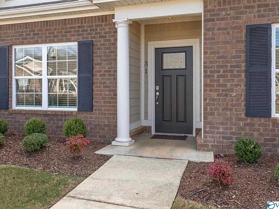 2nd image of 31 Moore Farm Cir NW