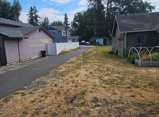 18534 Stone Avenue N, Shoreline, WA 98133