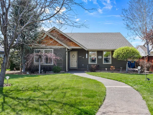 1144 NW Spruce Ave, Redmond, OR 97756