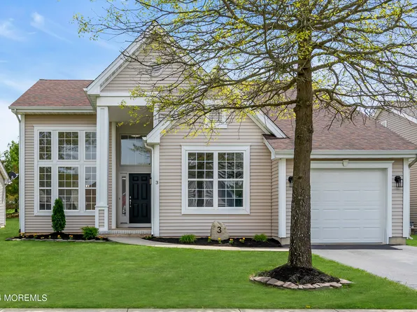 3 Stillwaters Court, Barnegat, NJ 08005
