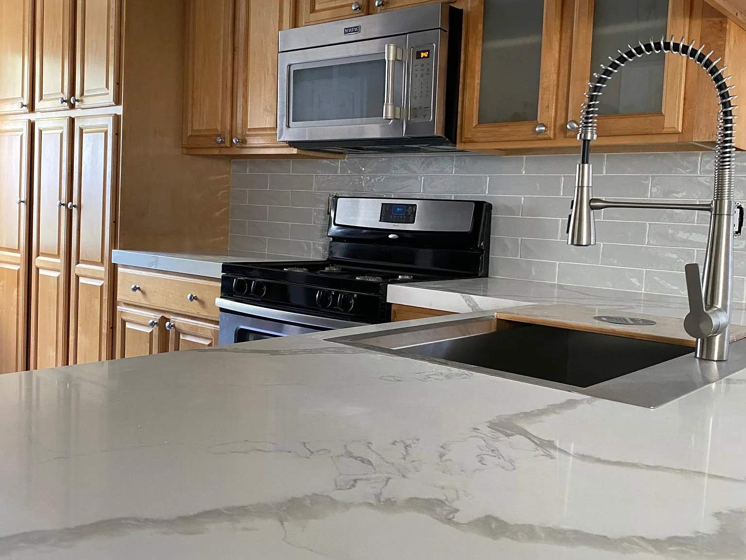 3701 Yale Dr — Photo 2