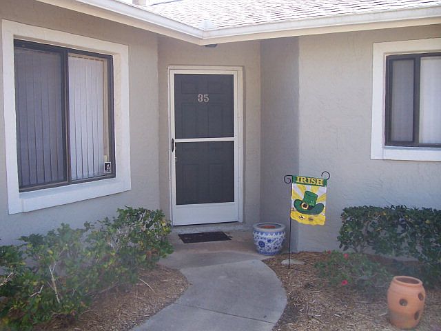 1st image of 35 Lake Forest Pl