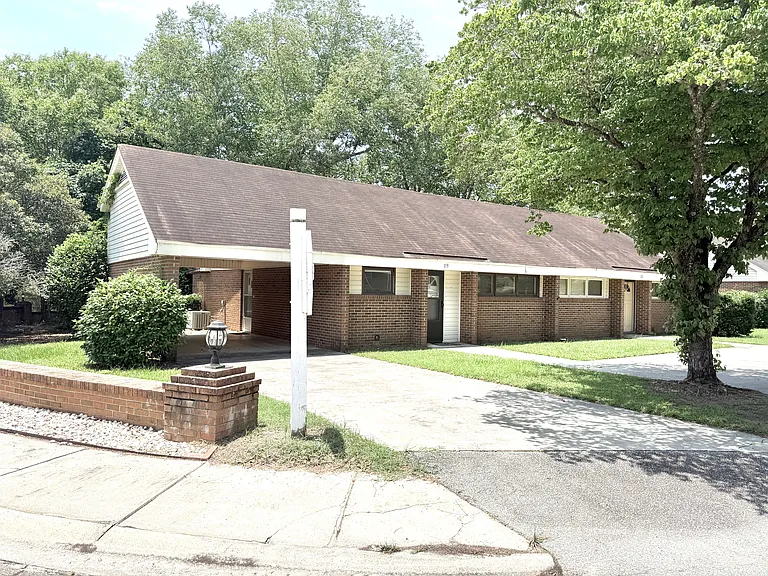 119 Pine Loop Cir — Photo 1