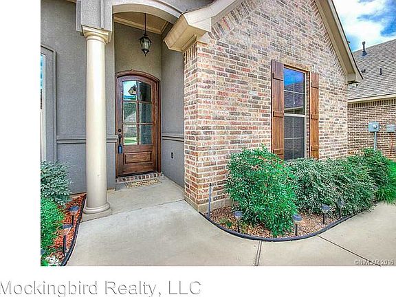 2nd image of 515 Dogwood South Ln
