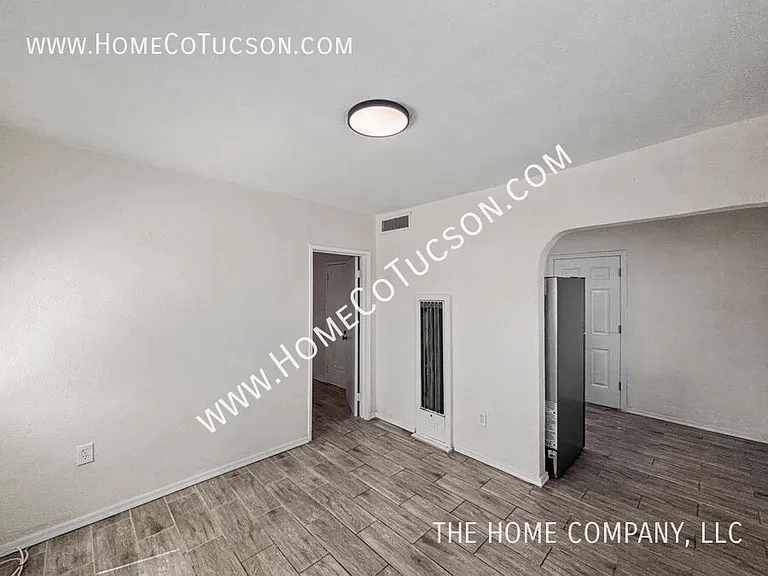 2714 N Hopi Pl — Photo 4