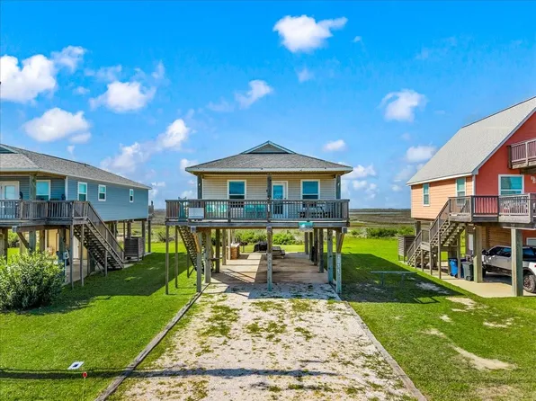 2811 Blue Water Hwy, Freeport, TX 77541