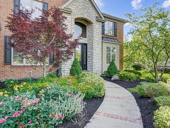 2nd image of 4490 Raynor Ct