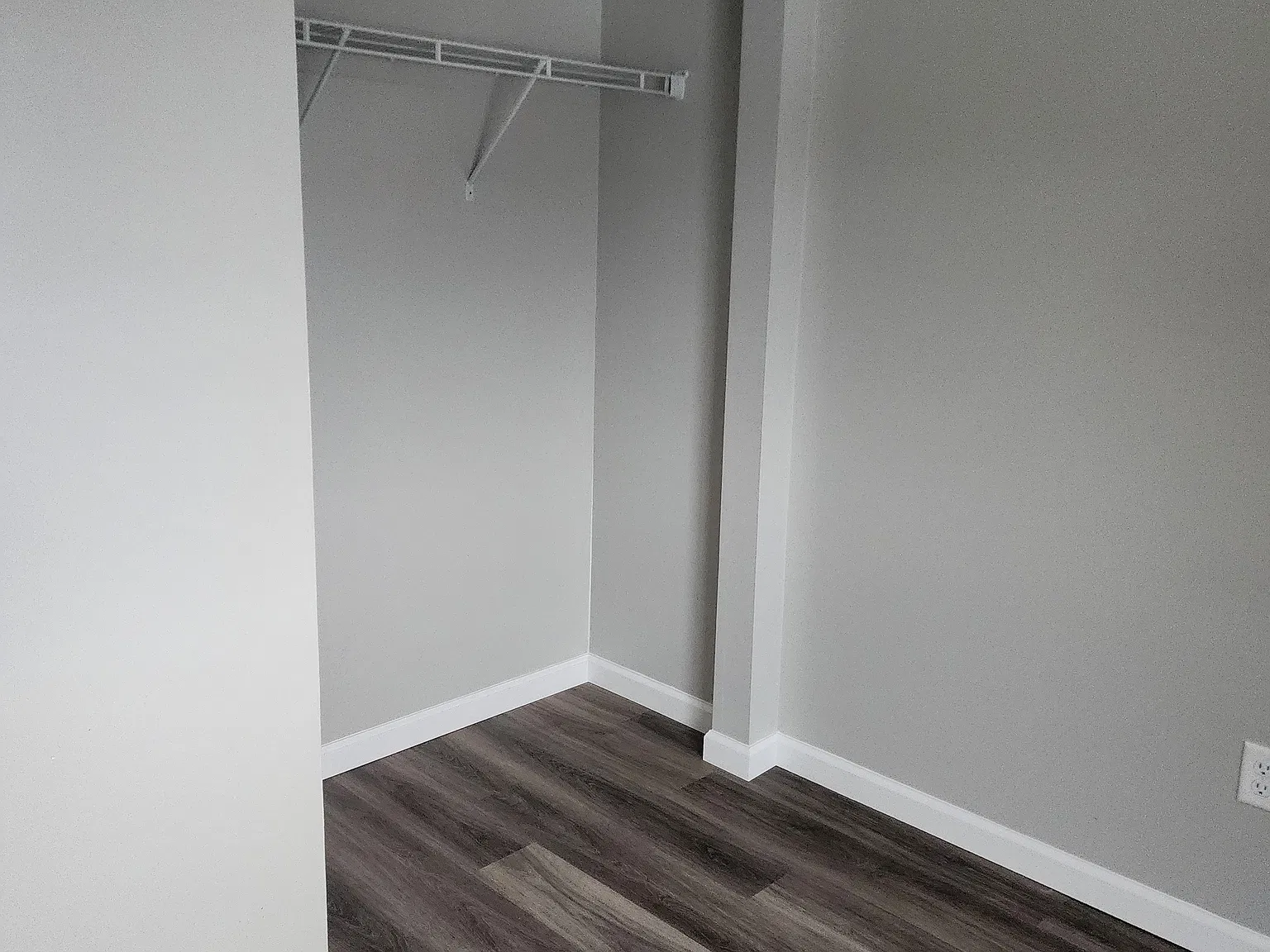 2 bed, 600 sqft, $1,100 — Photo 3