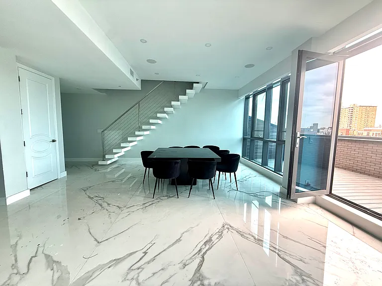 104 W End Ave #Penthouse 5 — Photo 10