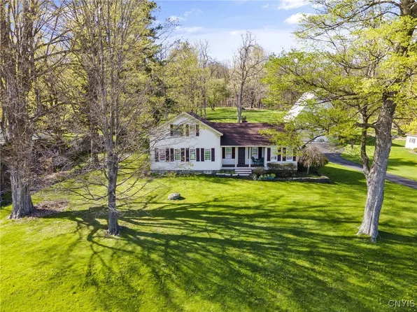 437 McLean Rd, Cortland, NY 13045