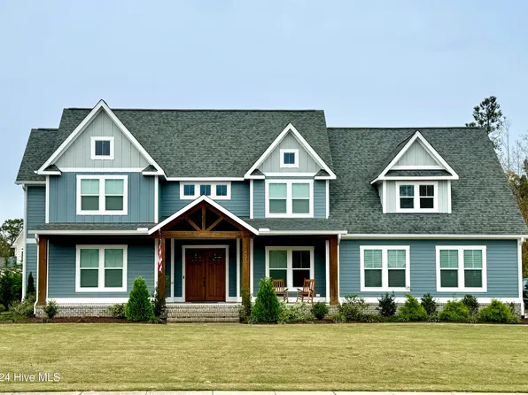 125 W Colonnade Drive, Hampstead, NC 28443