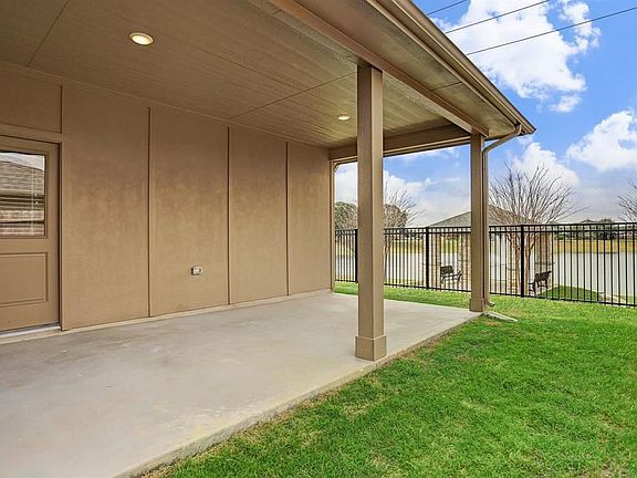 2nd image of 18215 Alora Springs Trce