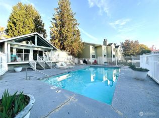 975 Aberdeen Ave NE APT B202, Renton, WA