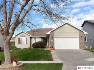 1056 W Britt St, Lincoln, NE 68521