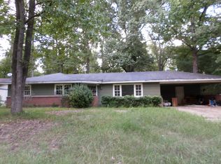 3168 Longwood Dr, Jackson, MS 39212