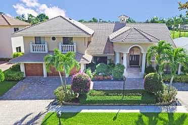Home For Sale In Boca Grove