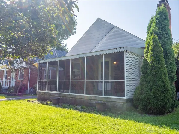 1114 Colwick Dr, Dayton, OH 45420