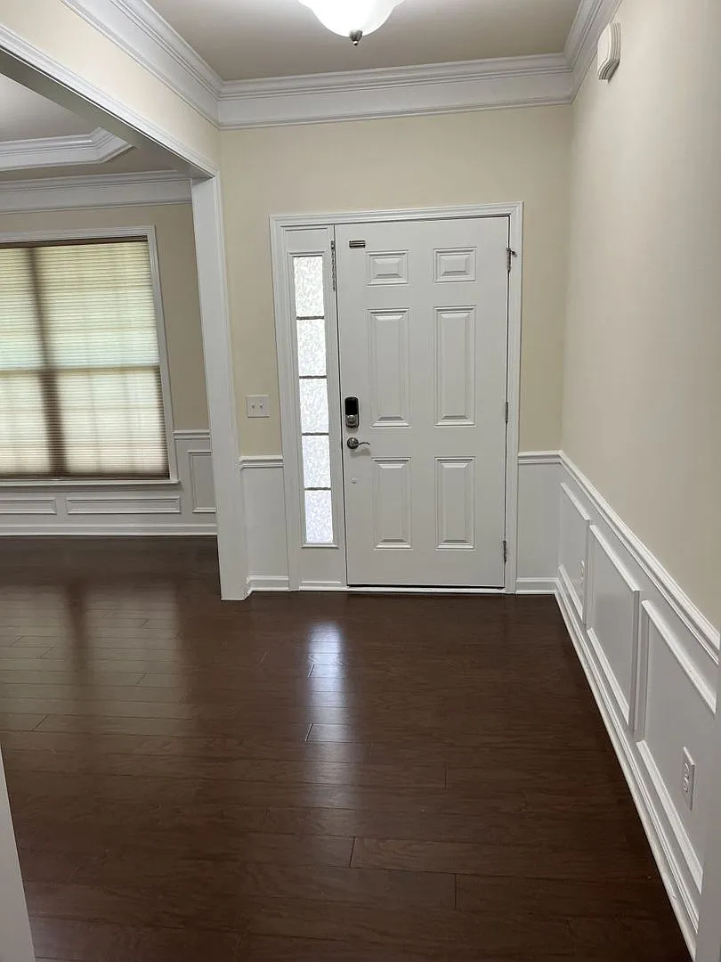 Coming Soon! Beautiful 2 Story Brick Home In Christenbury Chase — Photo 3