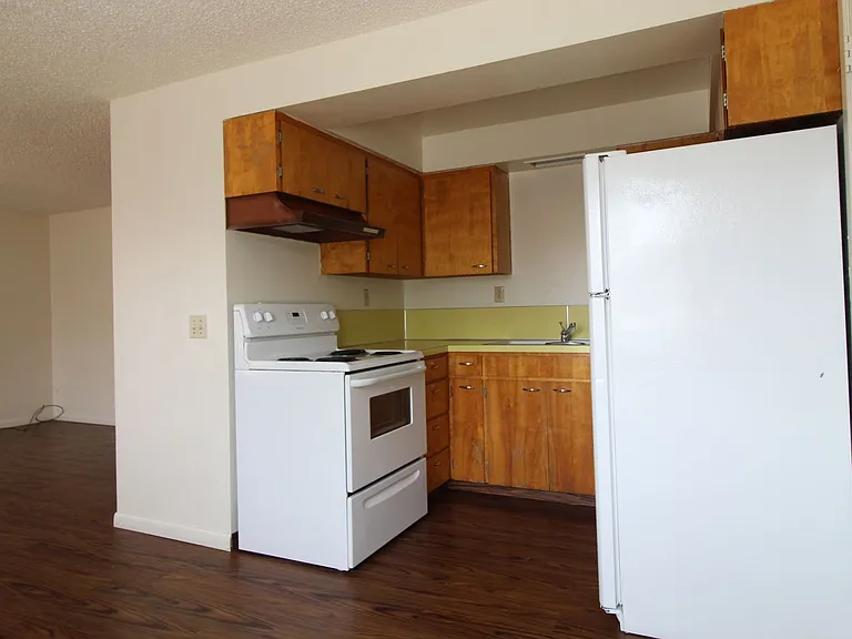 605 Fulton St — Photo 5