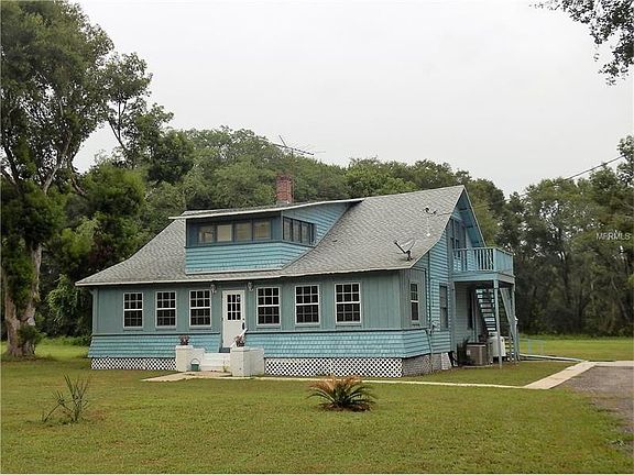 2nd image of 260 Clough Ave